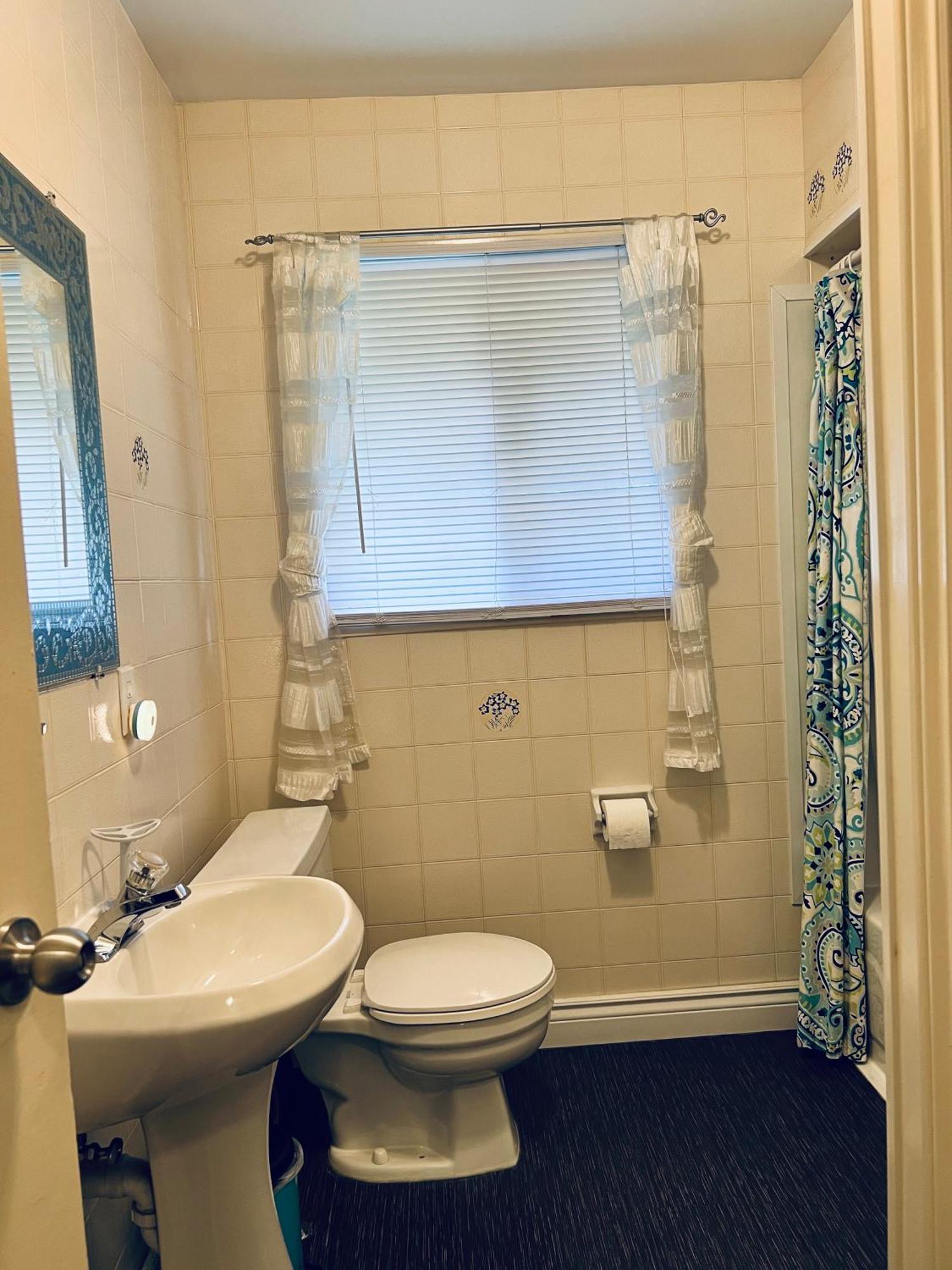 Cozy House B&B Niagara Falls Exterior photo