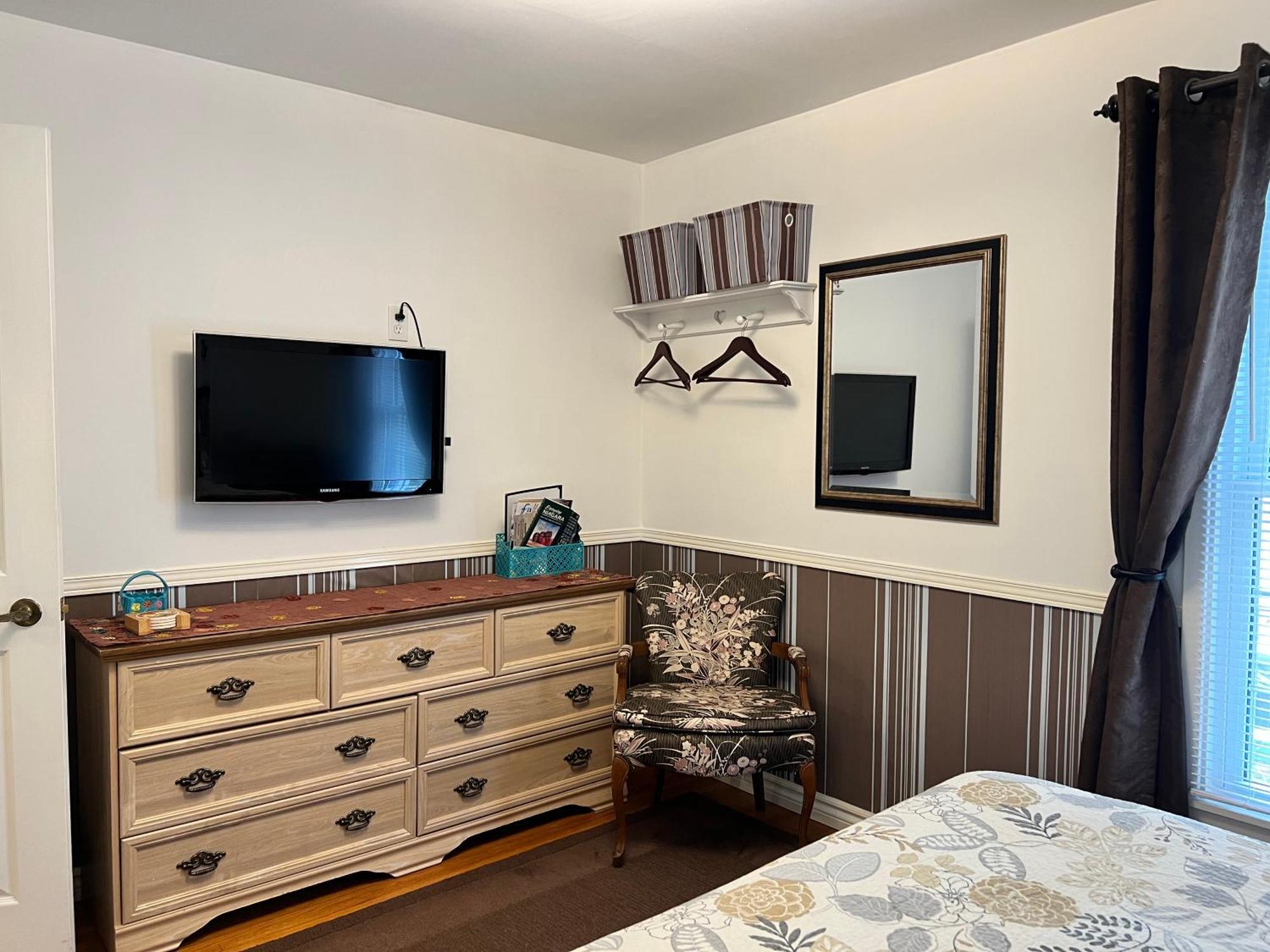 Cozy House B&B Niagara Falls Exterior photo